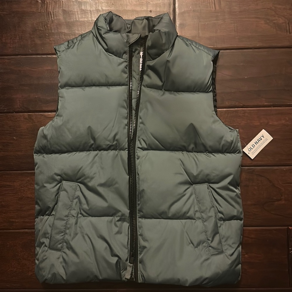 Gray Boys size M(8) winter vest jacket